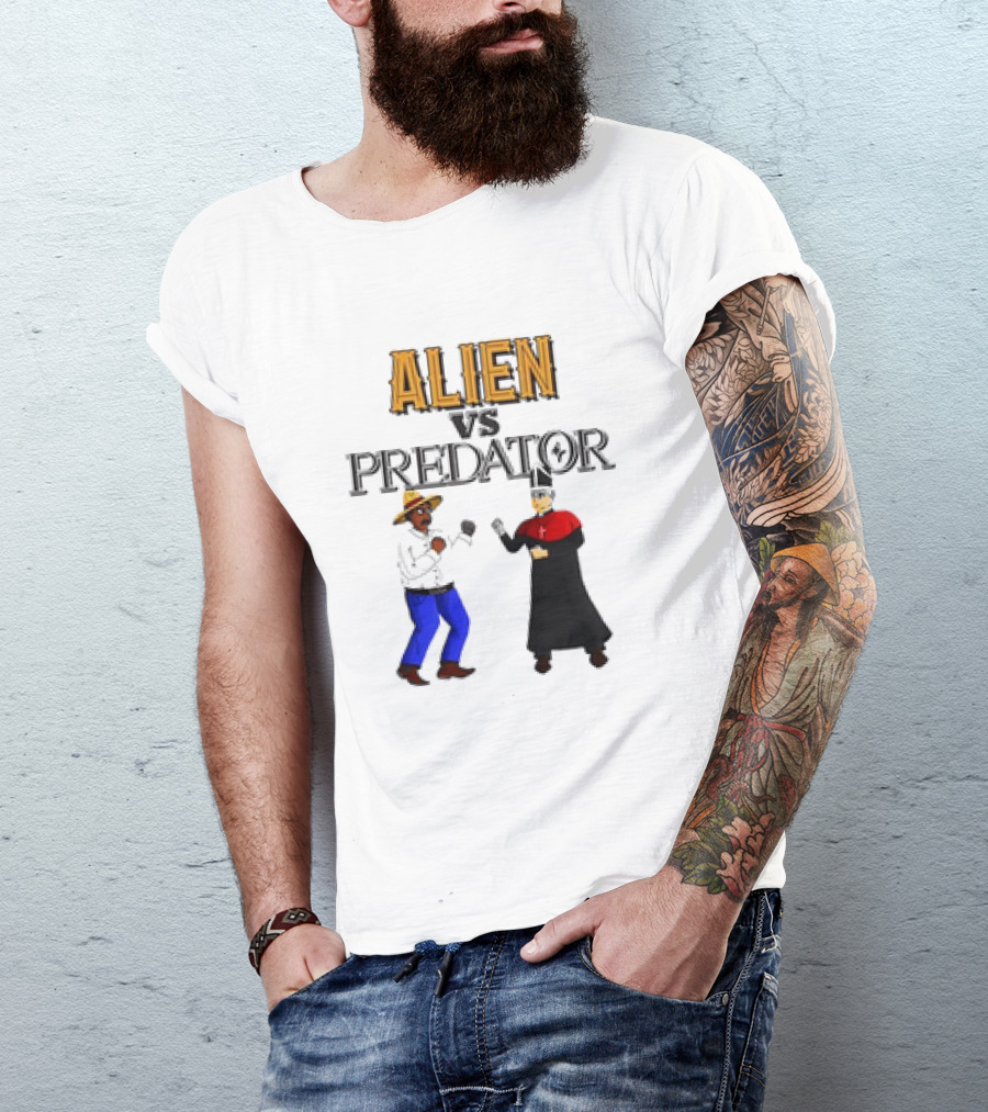 ALIEN VS PREDATOR CARTOON MEME FIGHTING MATCHUP T-Shirt
