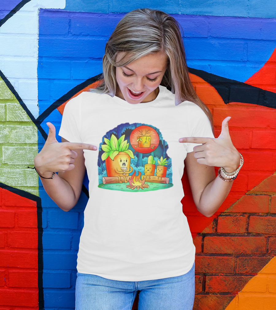 House Plants Gather Around Campfire Sharing Spooky Stories In The Woods T-Shirt