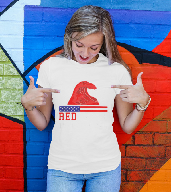 Red Wave USA Flag Wave T-Shirt