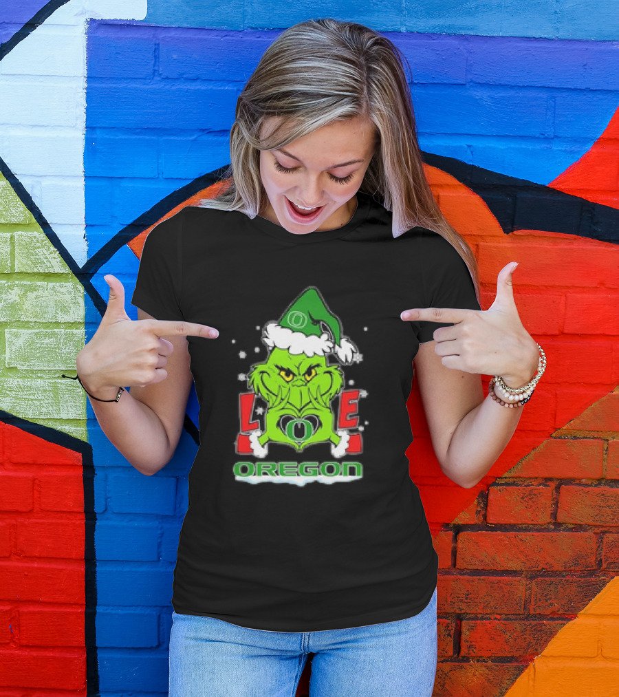 Grinch Hand Love Oregon Ducks Christmas Santa Hat Snowflakes T-Shirt