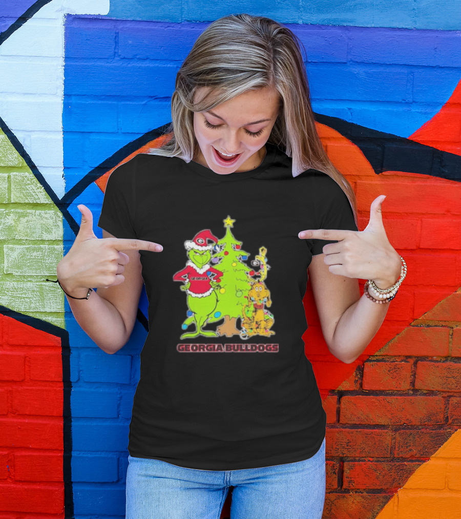 Georgia Bulldogs Grinch Christmas Tree Football T-Shirt