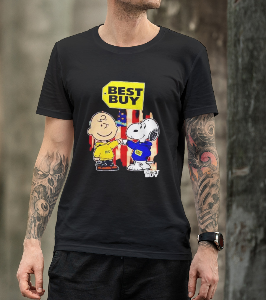 Best Buy Charlie Brown Snoopy Yellow Blue S Fist Bump T-Shirt