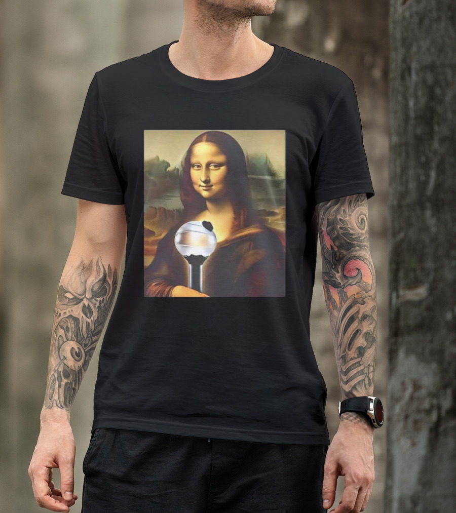 BTS J-hope Mona Lisa Holding ARMY Bomb T-Shirt