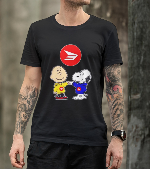 Canada Post Charlie Brown And Snoopy T-Shirt
