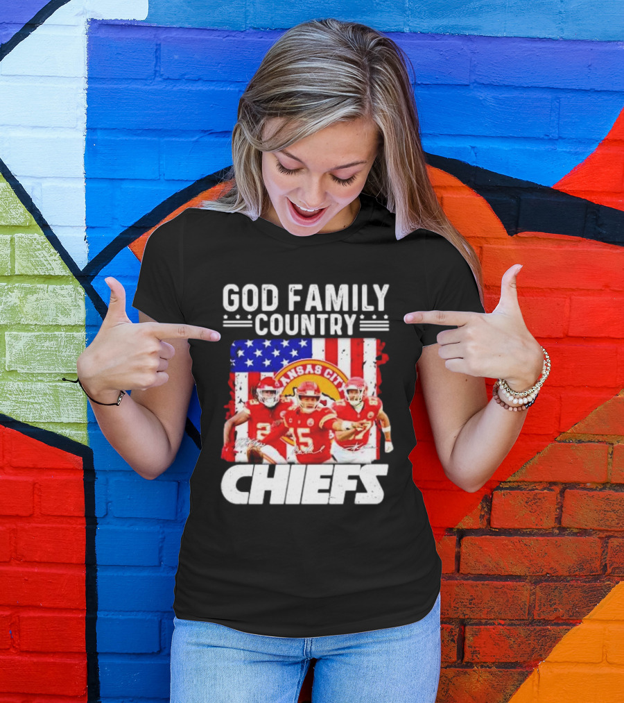 God Family Country Kansas City Chiefs Signatures T-Shirt
