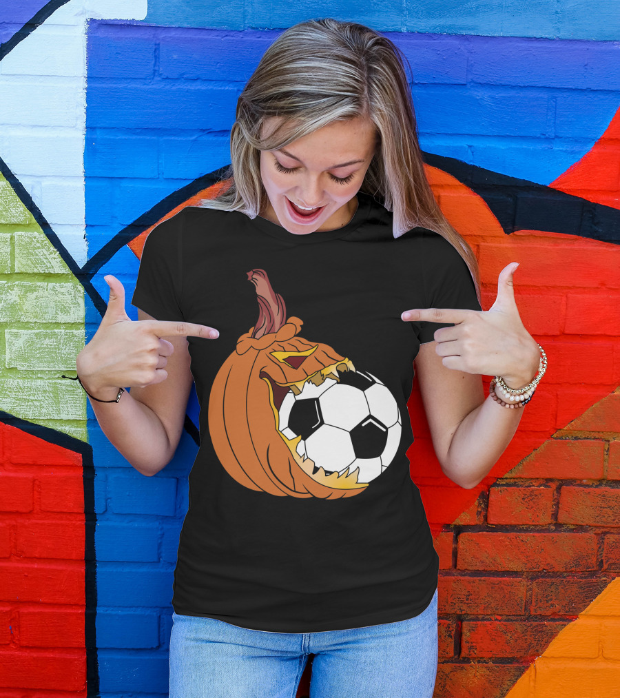 Pumpkin Soccer Lover Patch Halloween Soccer Fan Jack-o'-Lantern T-Shirt