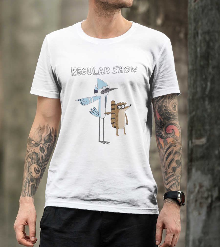 Mordecai And Rigby Pointing Regular Show T-Shirt