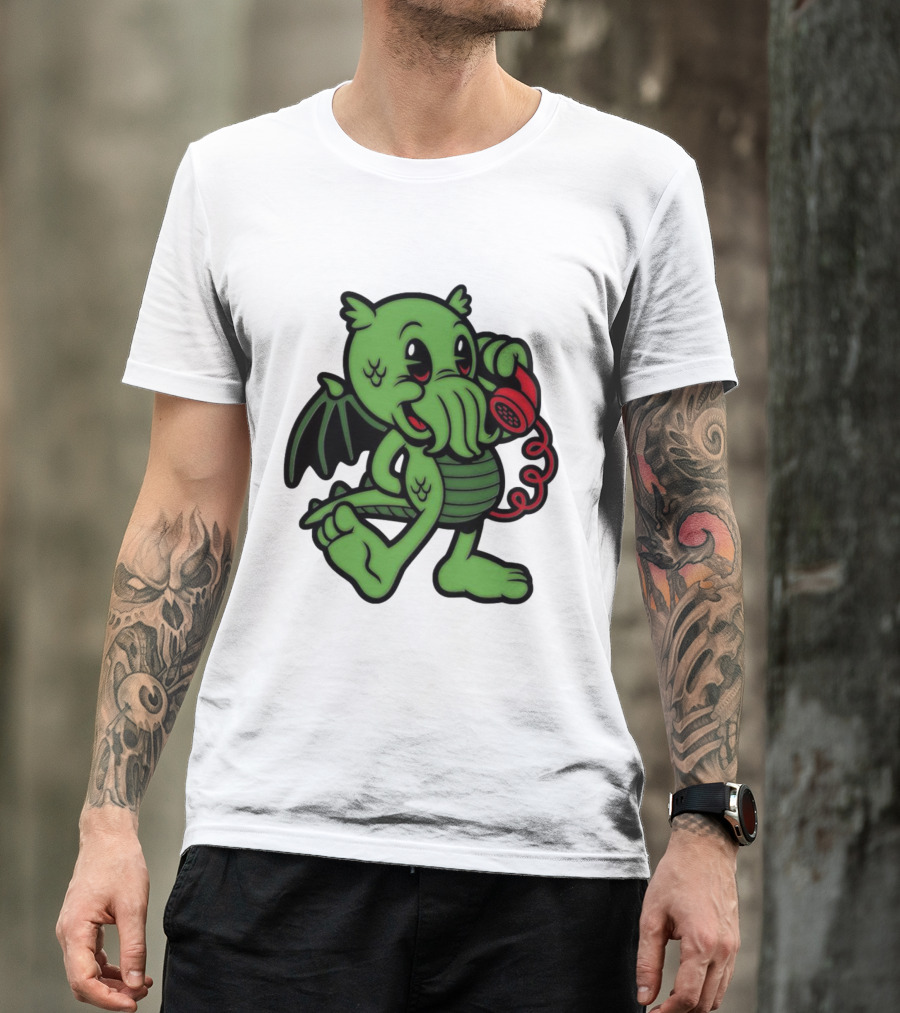 Chubby Cthulhu Phone Call Cartoon With Red Retro Telephone T-Shirt