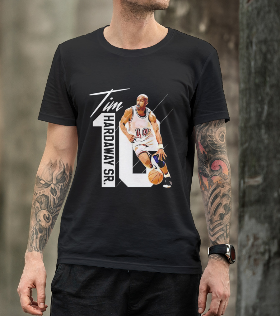 Tim Hardaway Sr. Basketball Number 10 Michigan Player T-Shirt