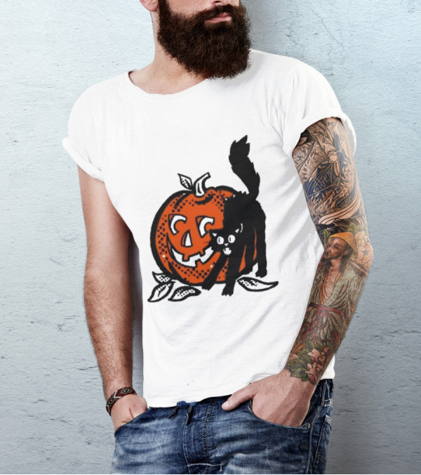 Vintage Halloween Pumpkin And Black Cat T-Shirt