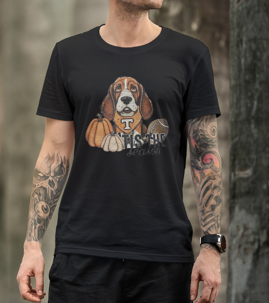Tennessee Volunteers Football Dog With Pumpkins ’Tis The Season T-Shirt