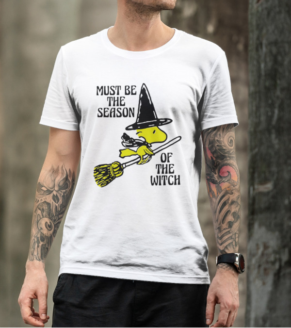 Must Be The Season Of The Witch Halloween Woodstock Peanuts Broomstick T-Shirt