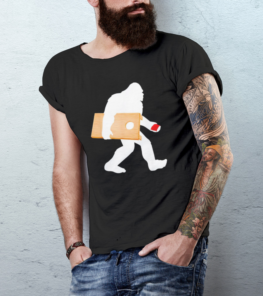 Bigfoot Cornhole Players Lawn Game Silhouette With Red Cup T-Shirt