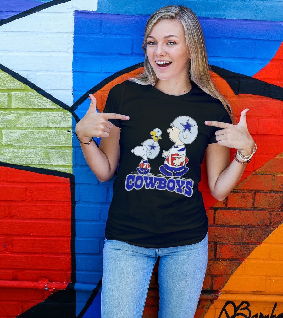 Cowboys Snoopy Charlie Brown Woodstock Football Helmets T-Shirt