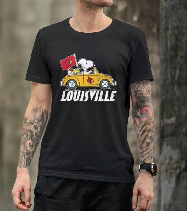 Snoopy And Woodstock Driving Louisville Cardinals Car T-Shirt