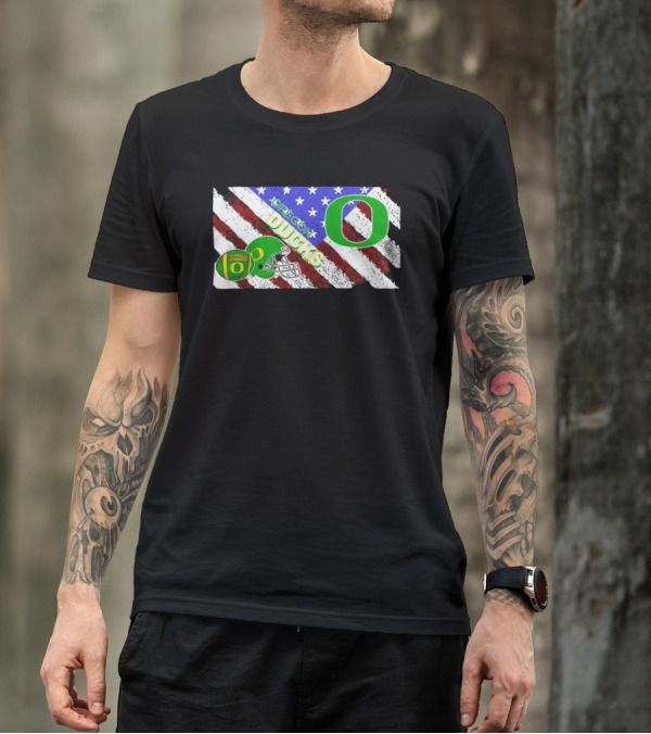 Oregon Ducks American Flag Helmet NCAA T-Shirt