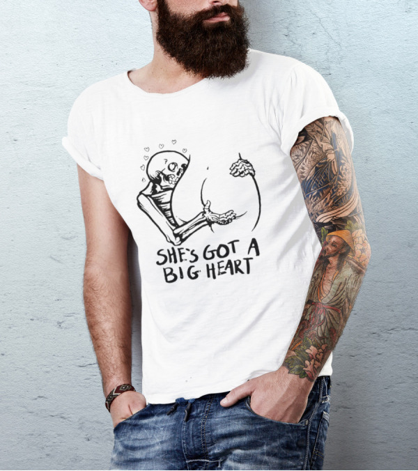 She's Got A Big Heart Skeleton Hugging T-Shirt