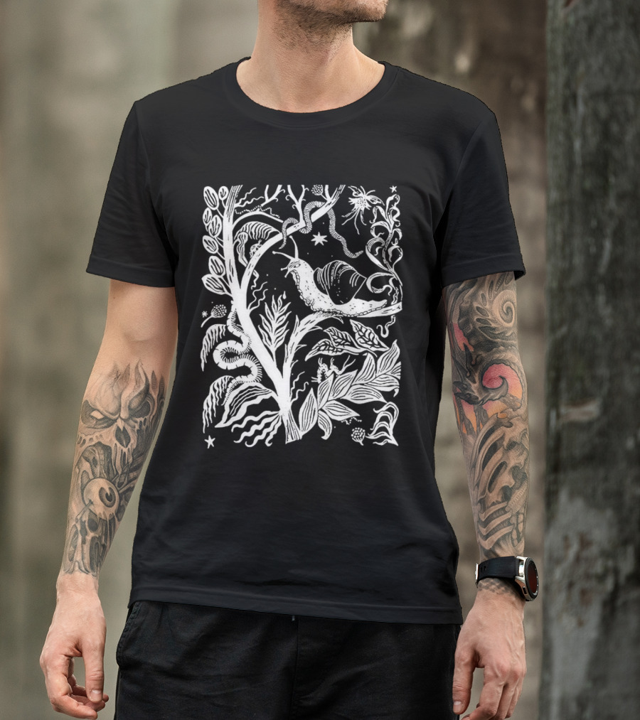 Elispencer November Enchanted Forest Snail Motif T-Shirt
