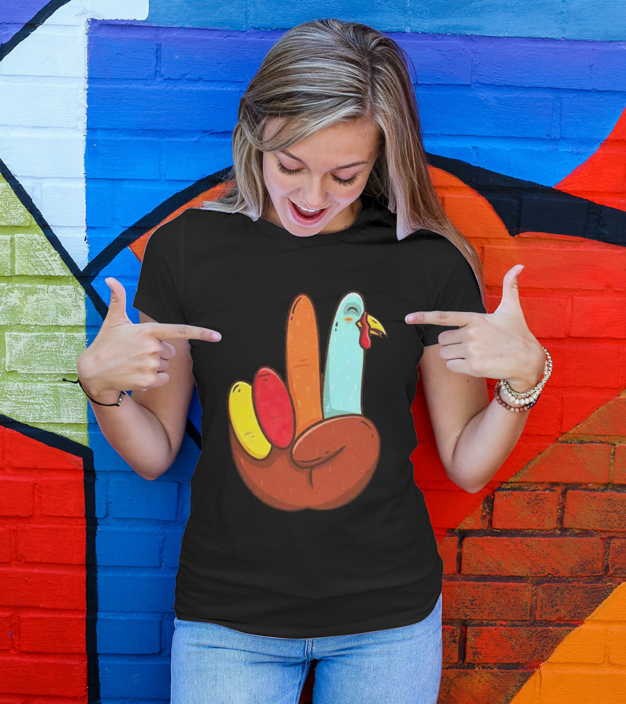 Peace For Turkeys Hand Gesture Turkey Pardon Humor T-Shirt