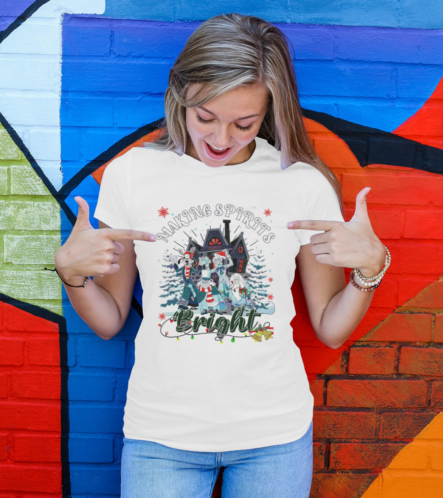 Making Spirits Bright Haunted Mansion Christmas Ghosts In Winter Scene T-Shirt