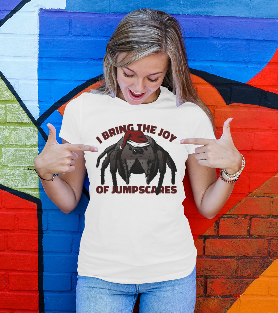 I Bring The Joy Of Jumpscares Christmas Spider With Santa Hat T-Shirt