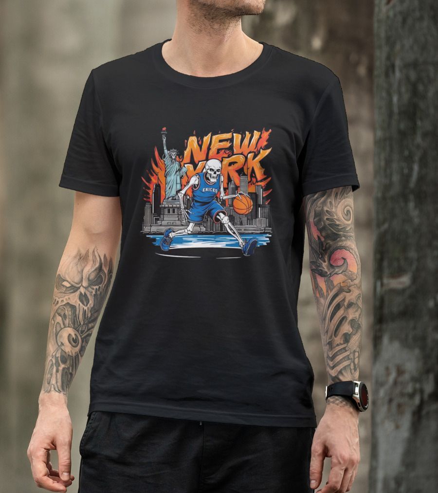 New York Knicks Skeleton Statue Basketball T-Shirt