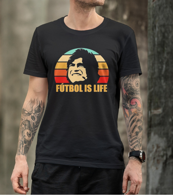Fútbol Is Life Vintage Retro Sunset T-Shirt