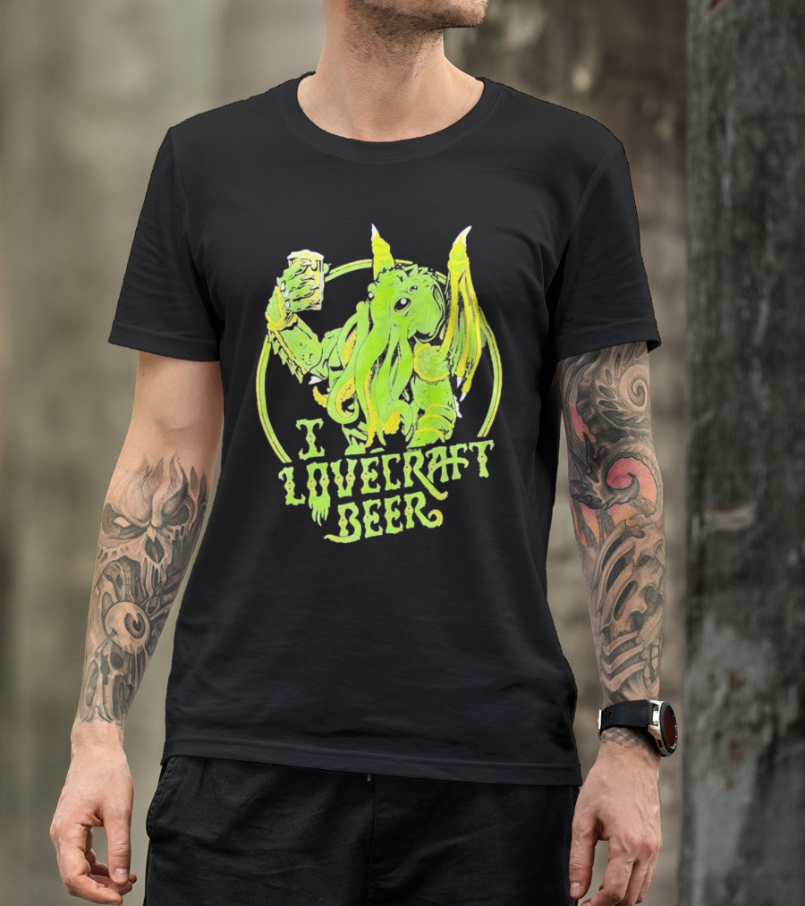 Cthulhu I Love Craft Beer Green Creature Holding Mug T-Shirt