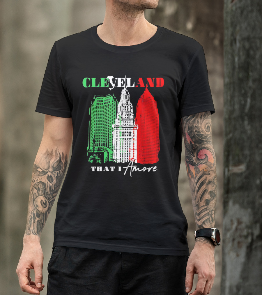 Cleveland That I Amore Italy Flag Skyline T-Shirt