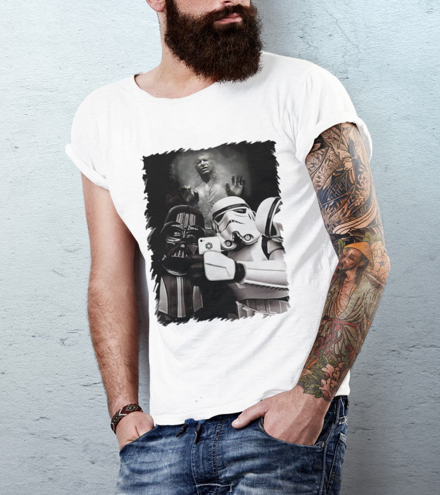 Star Wars Darth Vader And Stormtrooper Taking Selfie With Han Solo Frozen In Carbonite T-Shirt