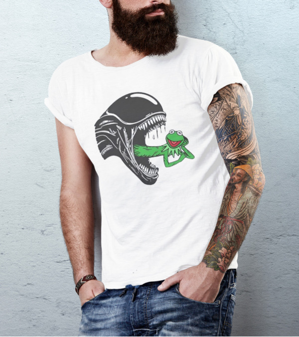 Alien Kermit Xenomorph Mashup Funny T-Shirt