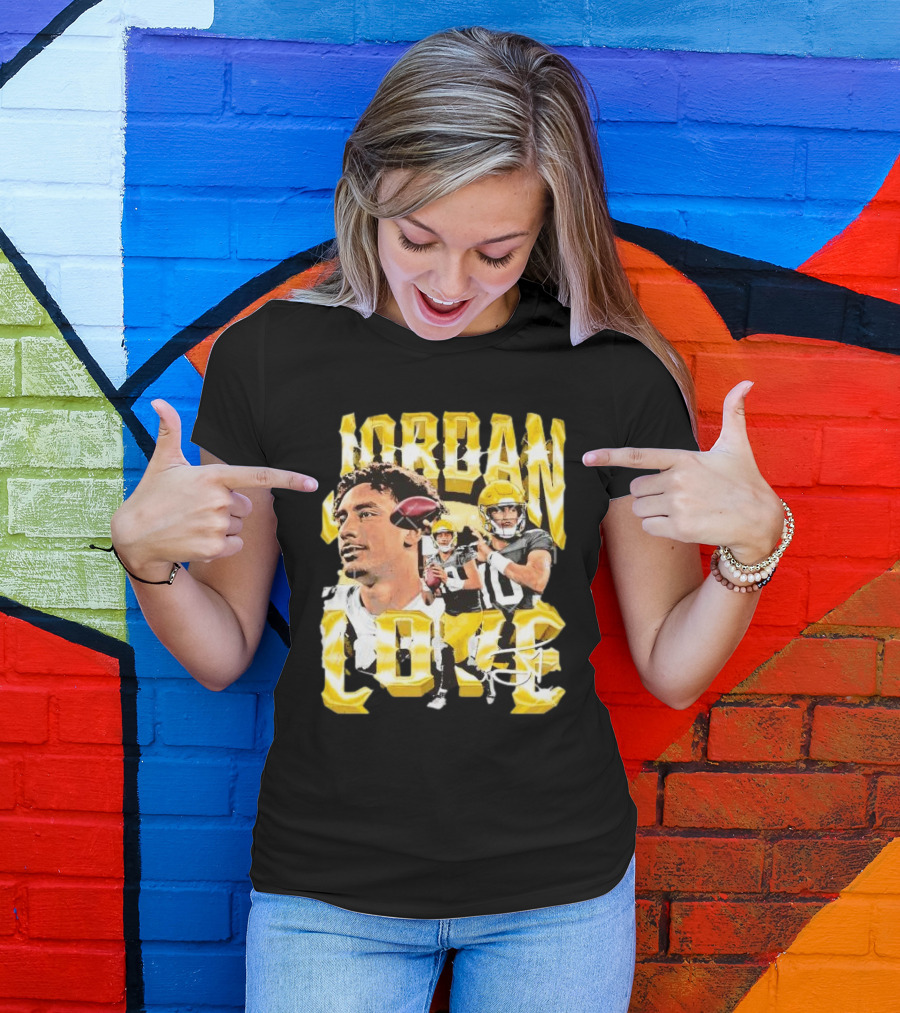 Jordan Love Green Bay Packers Vintage Signature Image T-Shirt