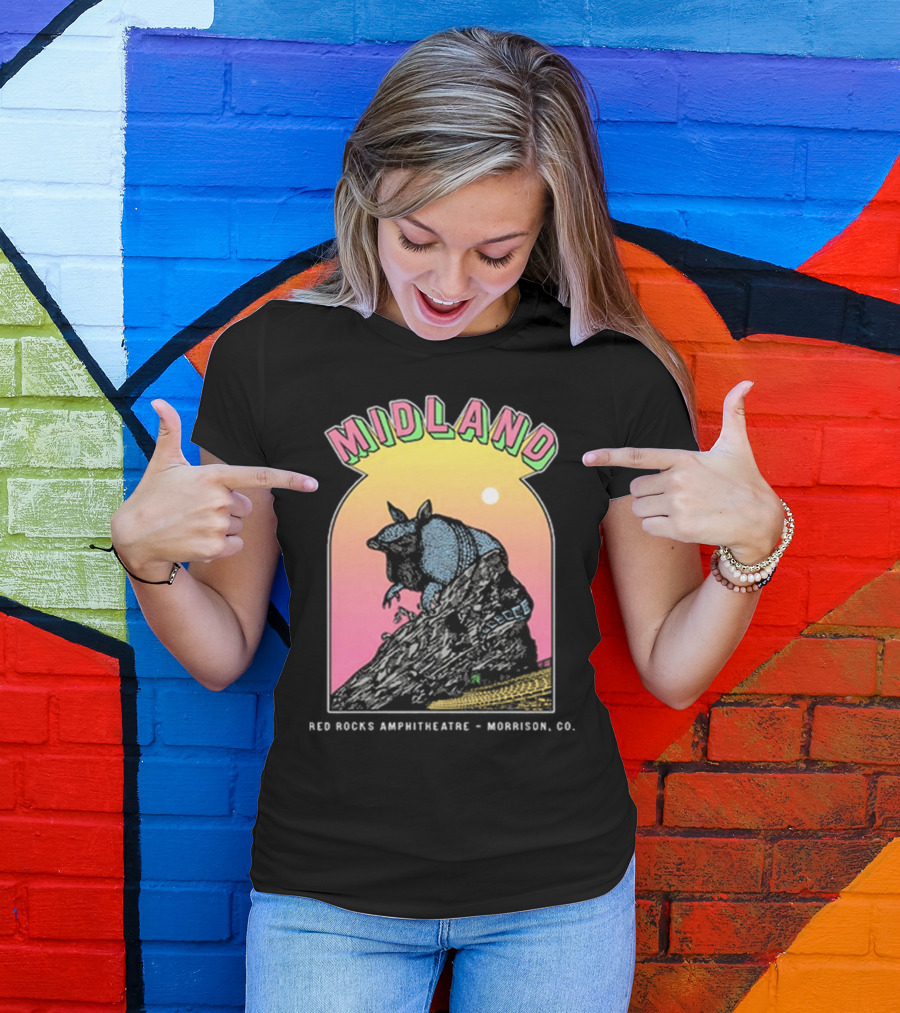 Midland Red Rocks Amphitheatre Armadillo Morrison CO T-Shirt