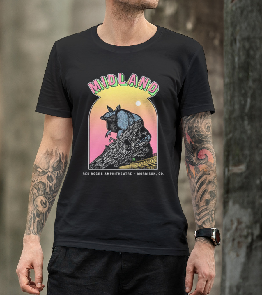 Midland Red Rocks Amphitheatre Armadillo Morrison CO T-Shirt