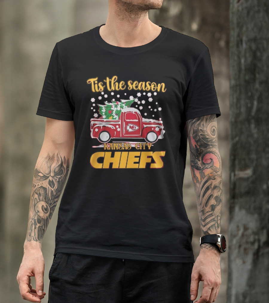 Tis The Season Kansas City Chiefs Christmas Truck Snowflakes T-Shirt