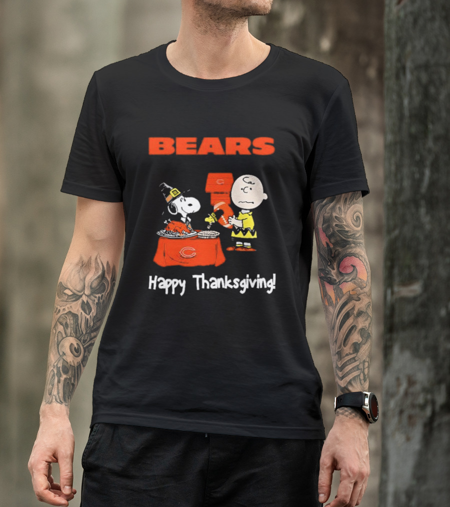 BEARS Chicago Charlie Brown And Snoopy Happy Thanksgiving T-Shirt