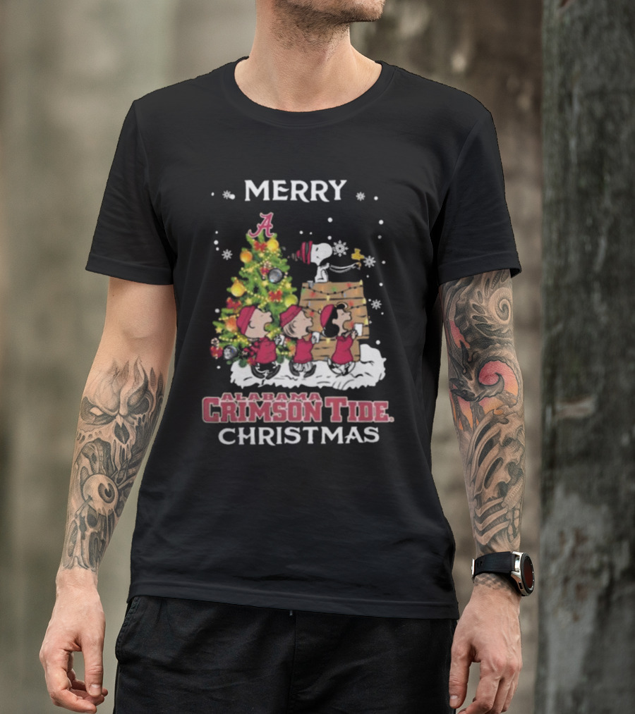 Merry Christmas 2024 Alabama Crimson Tide X Snoopy And Friends T-Shirt