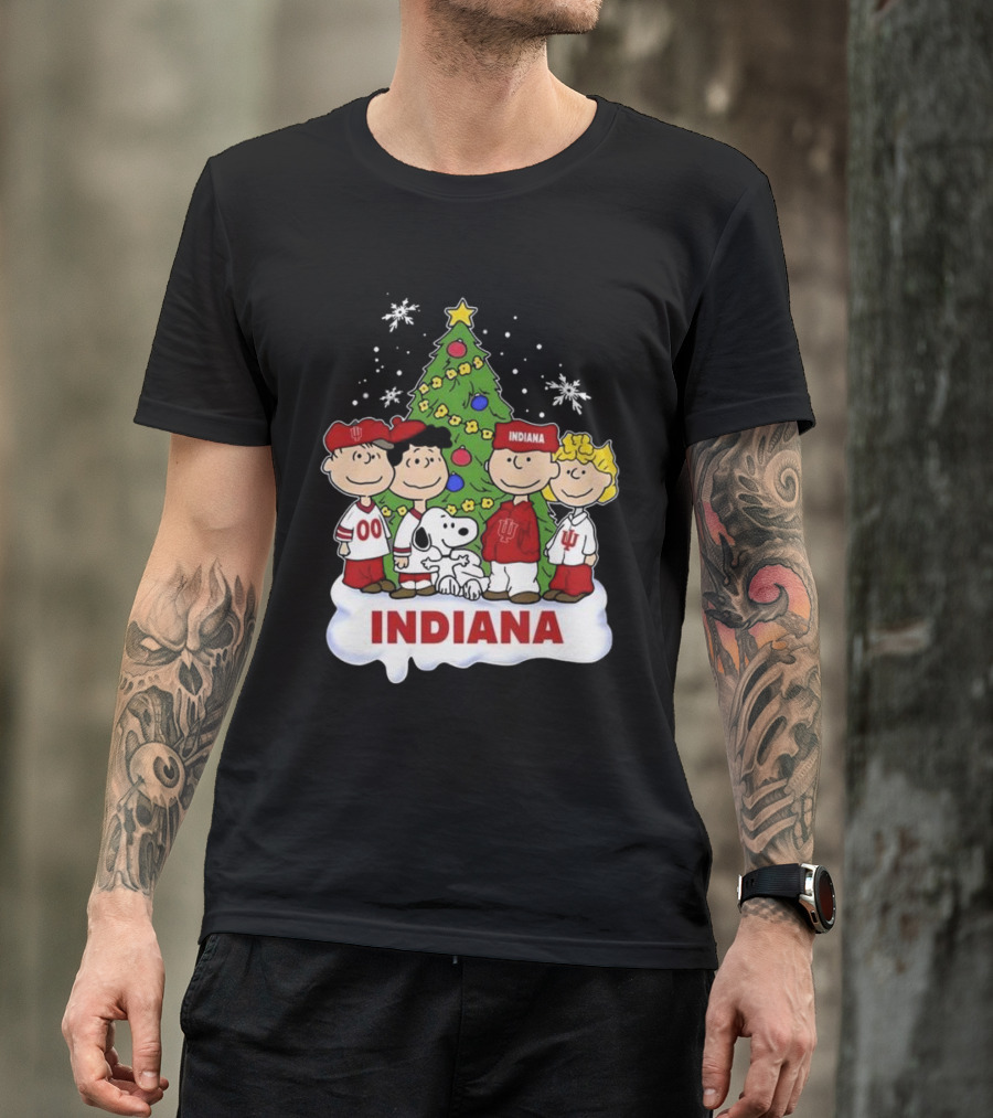 Indiana Hoosiers Snoopy And Friends Christmas Tree Snowflakes T-Shirt