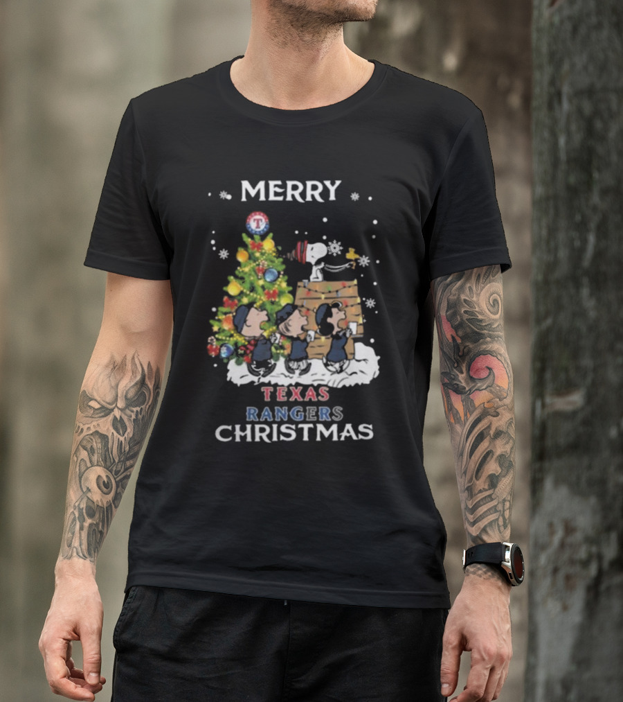 Merry Texas Rangers Snoopy And Friends Christmas T-Shirt
