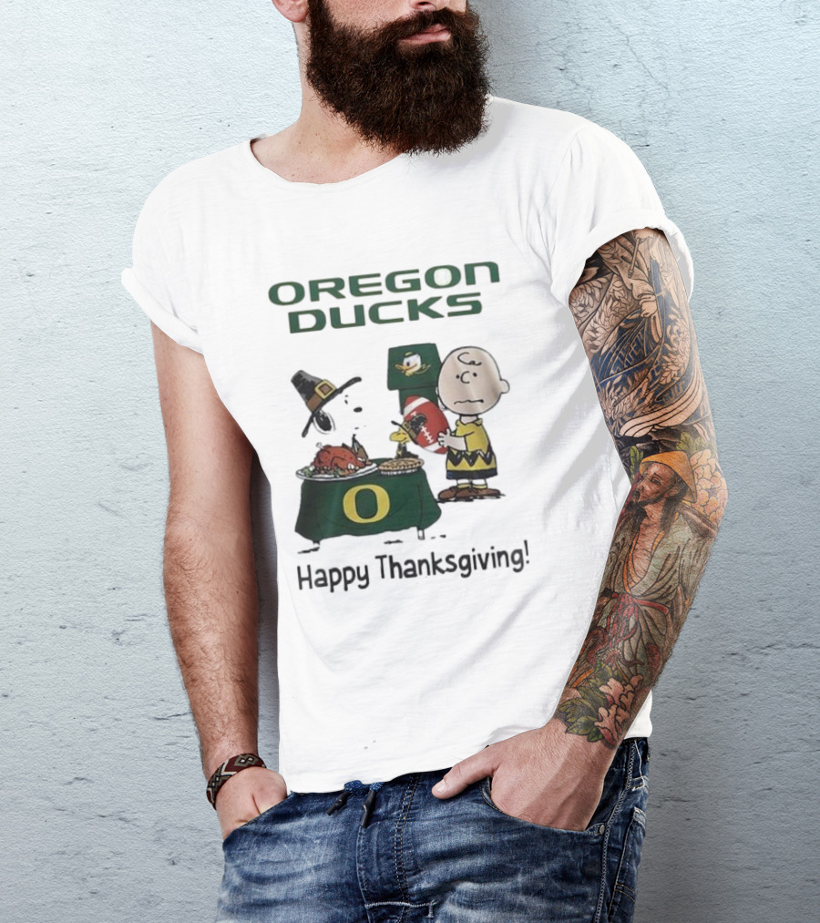 Oregon Ducks Peanuts Happy Thanksgiving Football T-Shirt