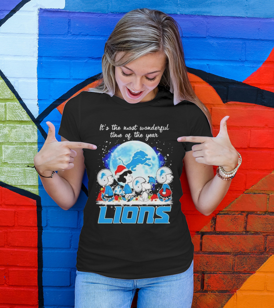 Peanuts Detroit Lions Christmas It’s The Most Wonderful Time Of The Year T-Shirt