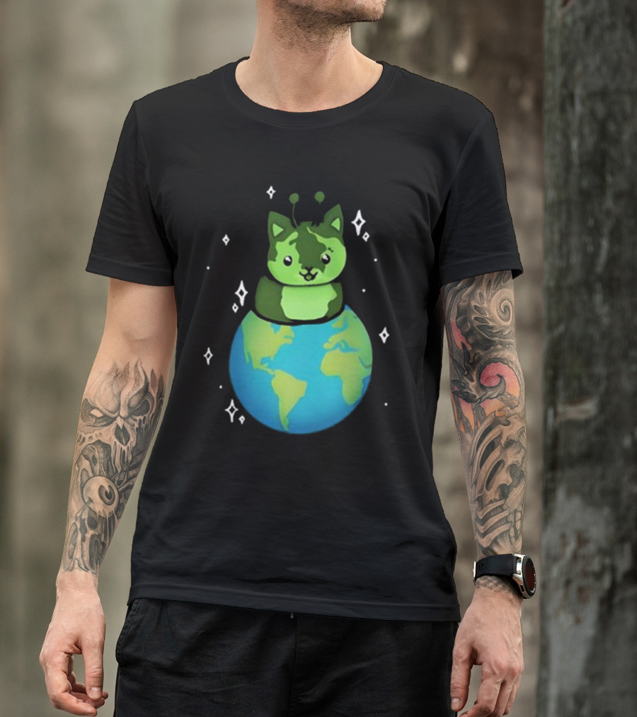 Cult Of Biscuit Alien Biscuit Cat Globe Stars T-Shirt
