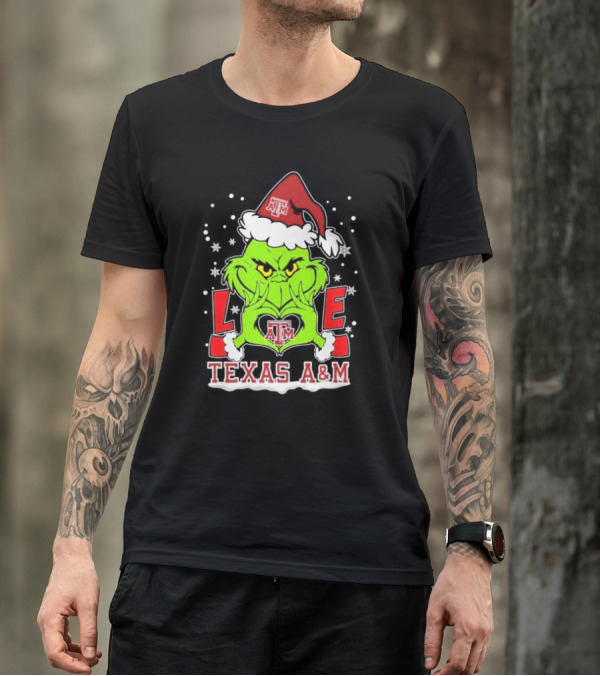 Grinch Heart Hands Love Texas A&M Aggies Christmas Santa Hat T-Shirt