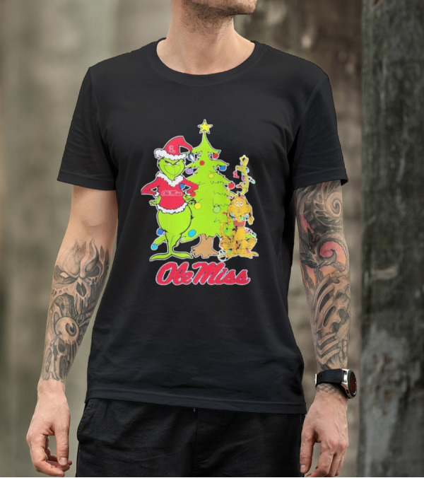 Ole Miss Rebels Grinch And Max Dog Christmas Tree T-Shirt