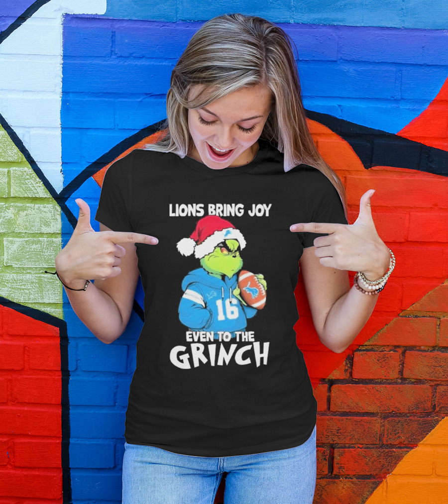 Lions Bring Joy Even To The Grinch Detroit Football 16 T-Shirt
