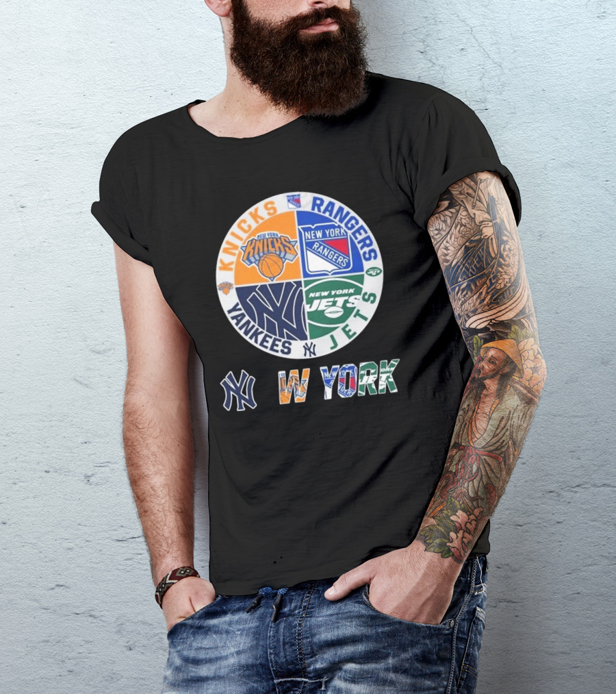 Knicks Rangers Yankees Jets New York Sports Circle T-Shirt