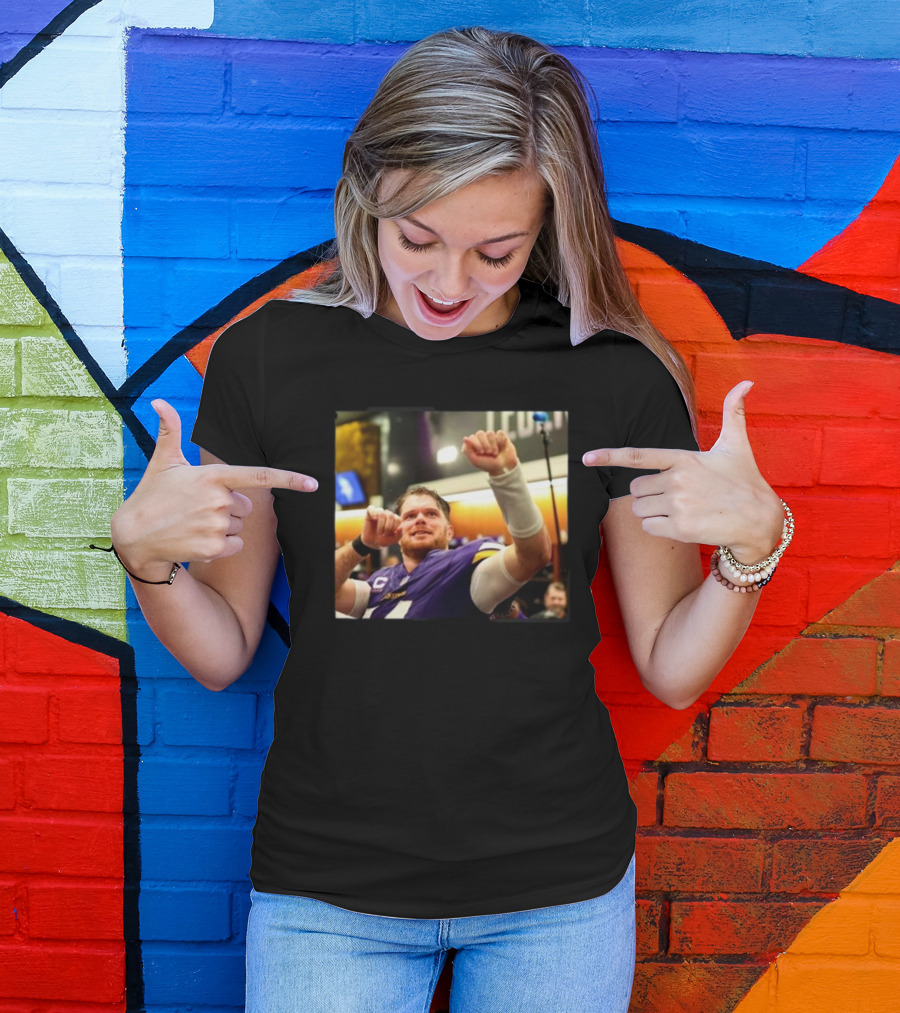 Minnesota Vikings Locker Room Celebration NFL Sam Darnold Insight T-Shirt