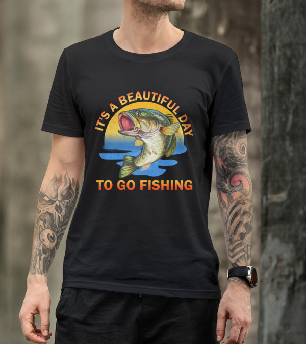 IT'S A BEAUTIFUL DAY TO GO FISHING Fish Jumping Sunset Scene T-Shirt
