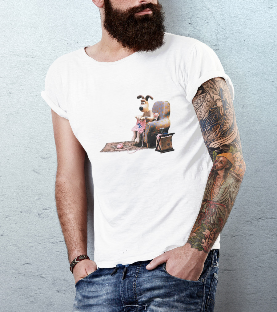 Wallace And Gromit Gromit Knitting In Armchair With Yarn Basket T-Shirt