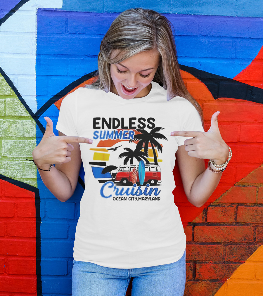 Endless Summer Cruisin Ocean City Maryland Vintage Sunset Surfboard Van Palm Trees T-Shirt